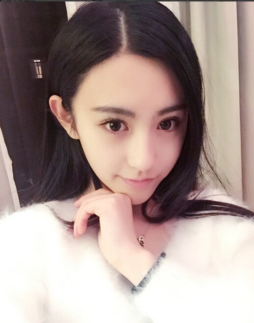 王思聪曝女星被包养 朱圣?资料被扒曝整容(图