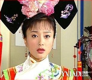 秦岚疑似整容失败 秦岚整容前后照片对比(组图