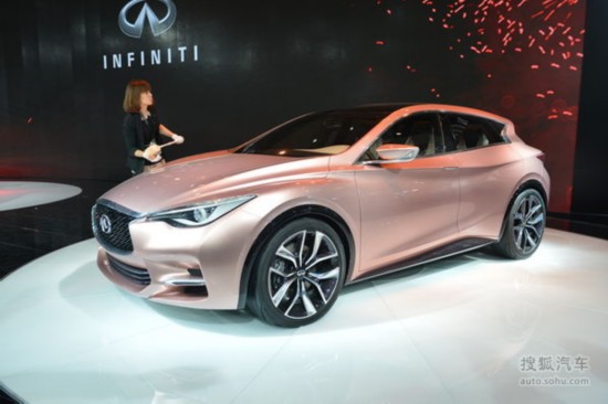 Ӣ Q30 ʵ  ͼƬ