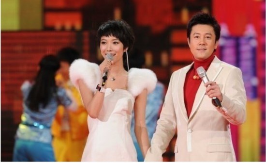 章子怡韩雪林心如王珞丹 盘点春晚中化身歌手