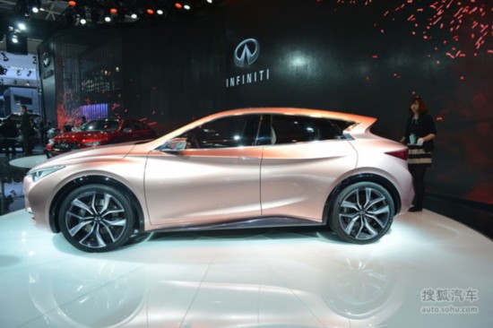 Ӣ Q30 ʵ  ͼƬ