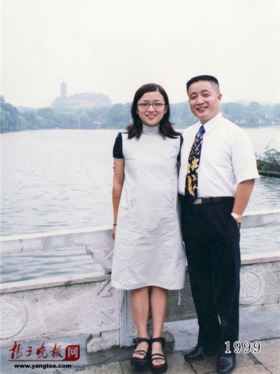 揭秘35张<em>父女</em>照背后感人<em>故事</em> 1998年照片系