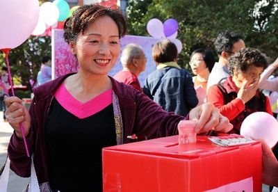 上海常住人口_上海常住成年女性人口