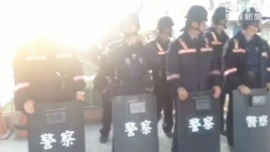 台湾高雄监狱劫持事件主犯系竹联帮堂主郑立德