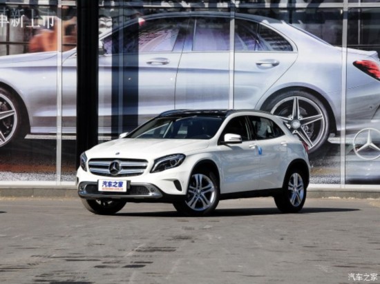 () GLA() 2015 GLA 200