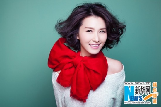 徐洁儿情人节大片美丽绽放 秀发凌乱展轻熟女诱惑