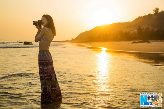 江一燕浪漫情人写真 自导女神范儿MV送宅男福利