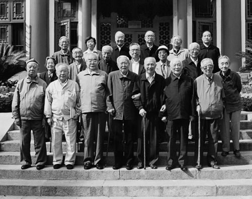 缅怀邓力群:曾陪毛泽东研读《政治经济学教科