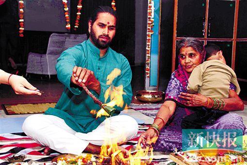 洛阳黄金大道开放4天被踩坏 美国姑娘被逼婚老