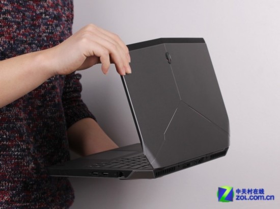 Alienware 13 ͼ 