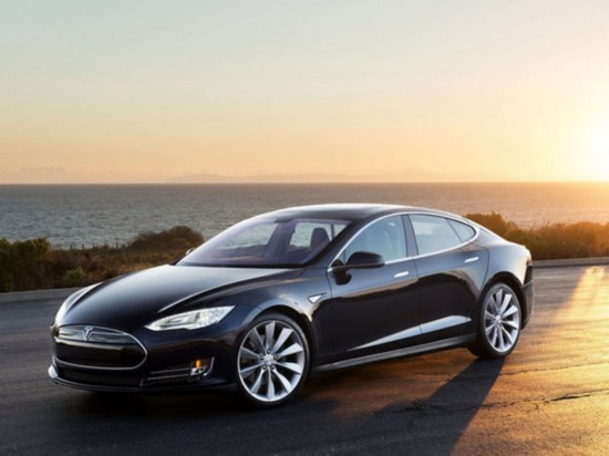 ˹-TESLA  MODEL S 60D