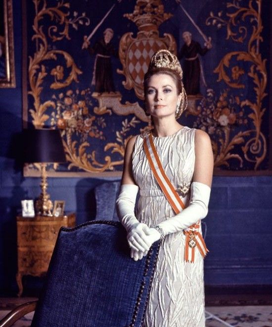 向摩纳哥王妃格蕾丝·凯莉学穿搭