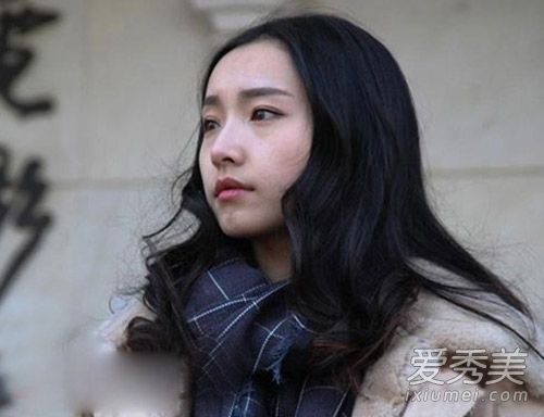 不拼美艳拼清纯 中戏艺考美女发型pk