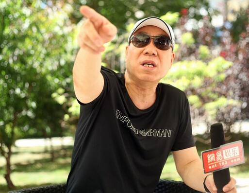 张伟平曾包养北电女生岳云鹏肿瘤手术成功 成