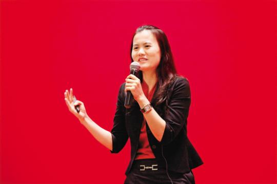 中国女强人席卷福布斯排行榜 阿里两高管在列