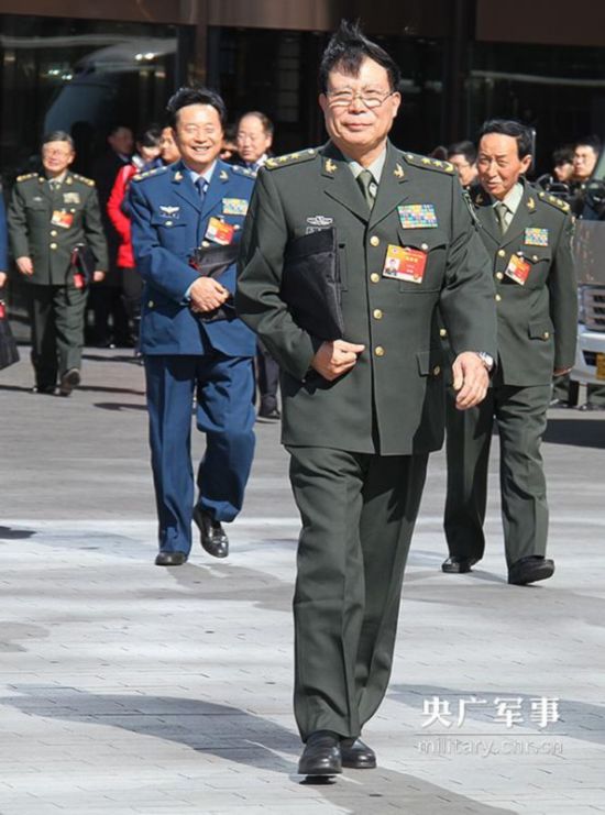 全国政协会议开幕 军队特邀委员充满期待