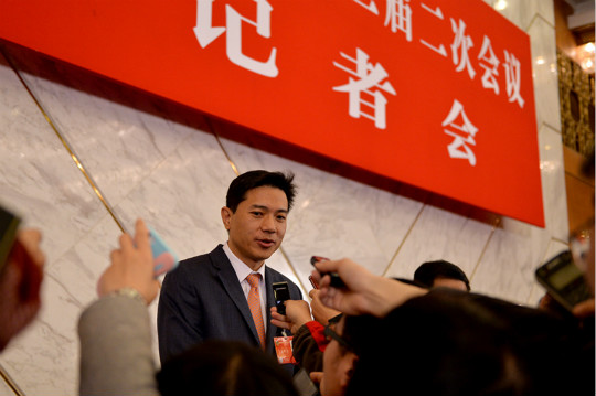 两会人口政策提案_两会关于简政放权政策提案解读,2015年全国两会简政放权政(2)