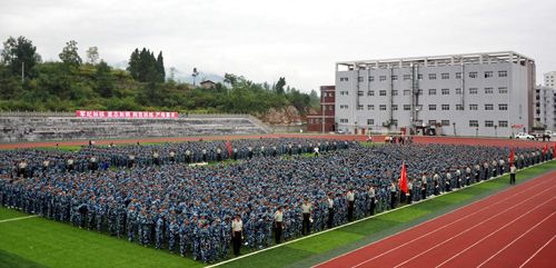 黔江职教中心:新常态下发展职业教育立德育人全过程