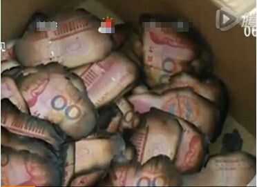 十万现金藏灶台烧成灰 贵重藏品该藏何地?