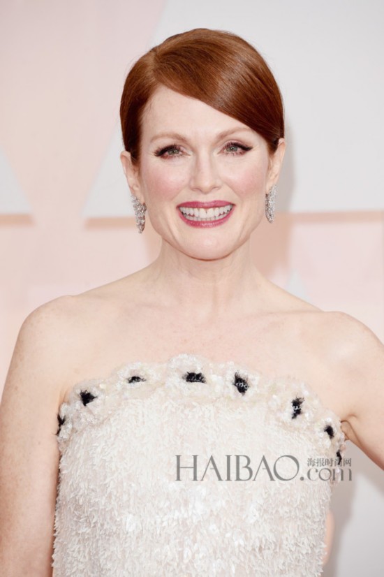 Ħ (Julianne Moore) 201587˹佱ζ (Chanel) 