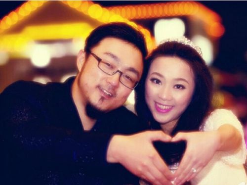 南京车祸刘佳婚纱照_南京博物院讲解员刘佳(3)