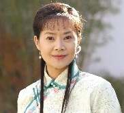 電話詐騙早已不是新鮮把戲，但還是有女星中招。繼湯唯被騙21萬元后，“婉君”俞小凡多年的積蓄800萬元人民幣也被騙一空，目前已經向警方報案。