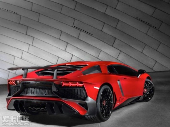 Aventador LP 750-4ر