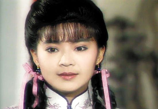 俞小凡被骗走800万元已报案 对方自称公安- 