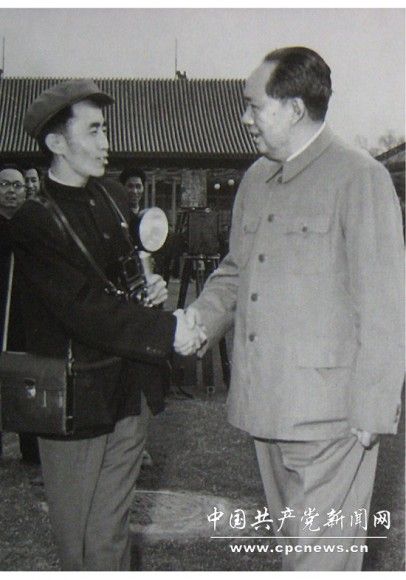 1958�꣬��������������ơ�����������ë��ϯ���֡�