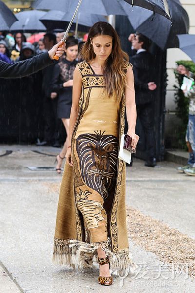  ���ճ��кð��� ����ȹ����߷�Look! 