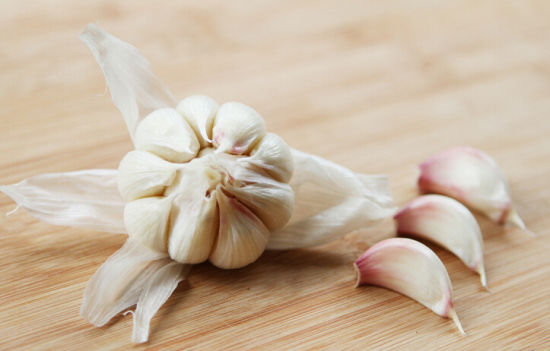 为什么吃肉要吃蒜 这5种人不宜吃大蒜--人民网