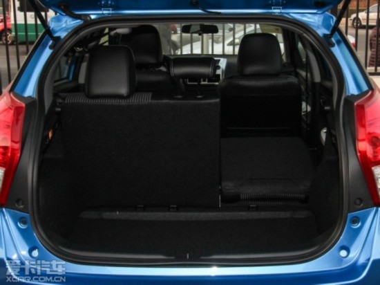 2015YARiS L 