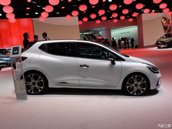 ŵ Clio 2015 R.S.220 Trophy EDC