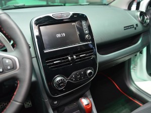 ŵ Clio 2015 R.S.220 Trophy EDC