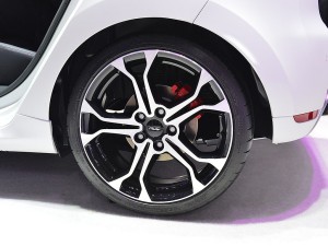 ŵ Clio 2015 R.S.220 Trophy EDC