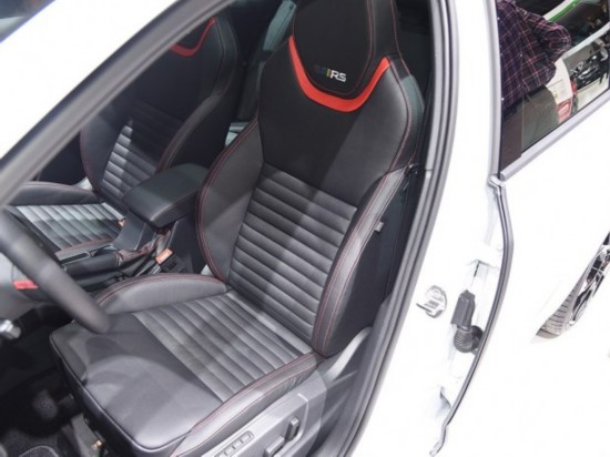 ˹´() () 2015 RS 230
