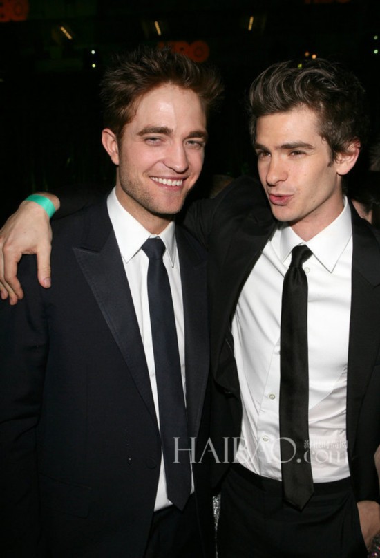 ùBSPB (Robert Pattinson) & ww|P[Ẹw (Andrew Garfield) 