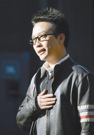 励志男神 李玉刚曝曾挨打跳河自杀乞讨