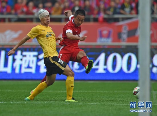 中超:恒大客场2-1胜力帆