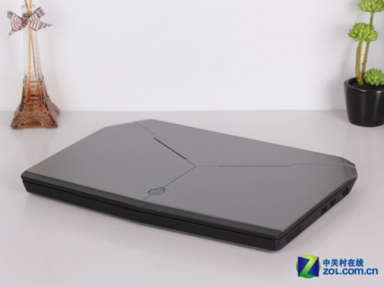 13Ӣ糩ˬϷ Alienware 13 