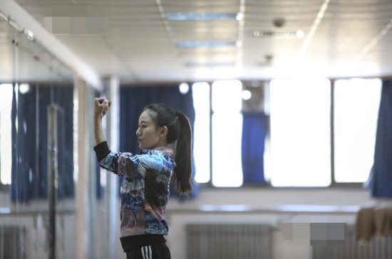 中国健美操一姐 貌似天仙 退役后当大学老师