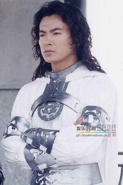 邱启明证聂远未吸毒 70后男星现状天差地别(图