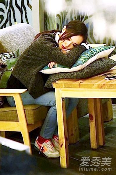 唐嫣新剧《克拉恋人》造型抢先看 迷倒韩国男