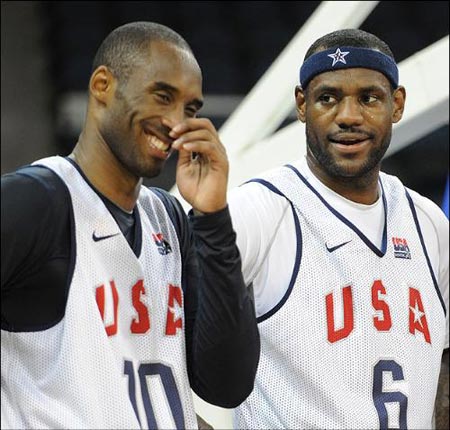 詹皇称霸球鞋销售榜 年3.4亿美元是科比3倍