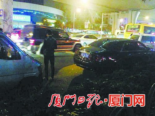 厦门:面包车追尾劳斯莱斯负全责 维修费10万吓