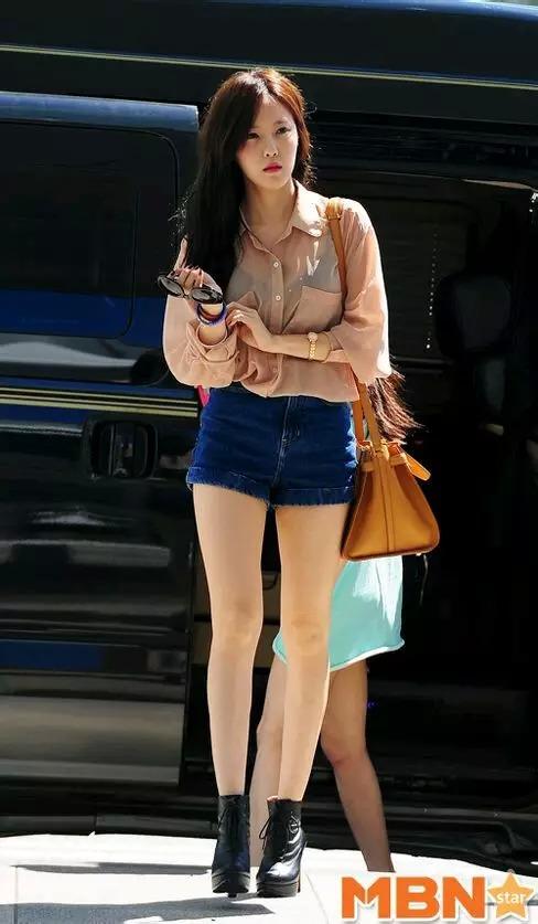 韩国女星美腿时代 谁是真正美腿女王?