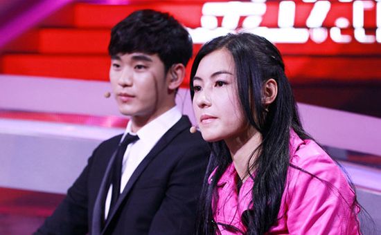 揭张柏芝离婚后生活:遭娱乐圈大佬向华强封杀