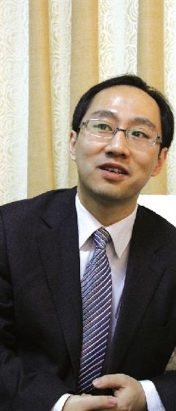 全国英语高手河大斗嘴 首次在非一线城市举办