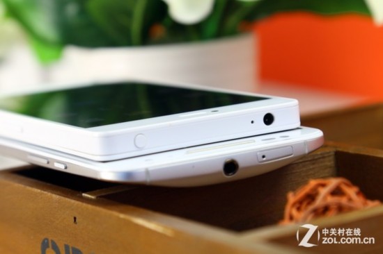 ��������ֵ���黳�� Moto X�Աȴ���T1 