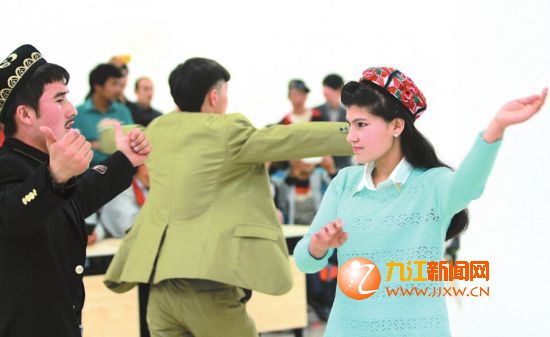 116名新疆务工者在九江欢度诺鲁孜节
